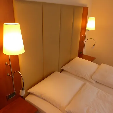 Hotel Vorbach-2